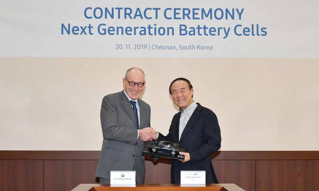BMW lägger 77 miljarder kronor på kinesiska battericeller