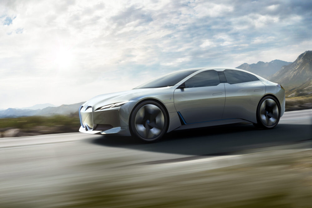 BMW i4: 80 kWh ger 600 kilometer