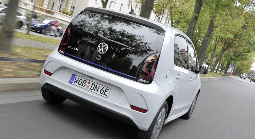 Bensindrivna Volkswagen Up försvinner – nu är det eldrift som gäller