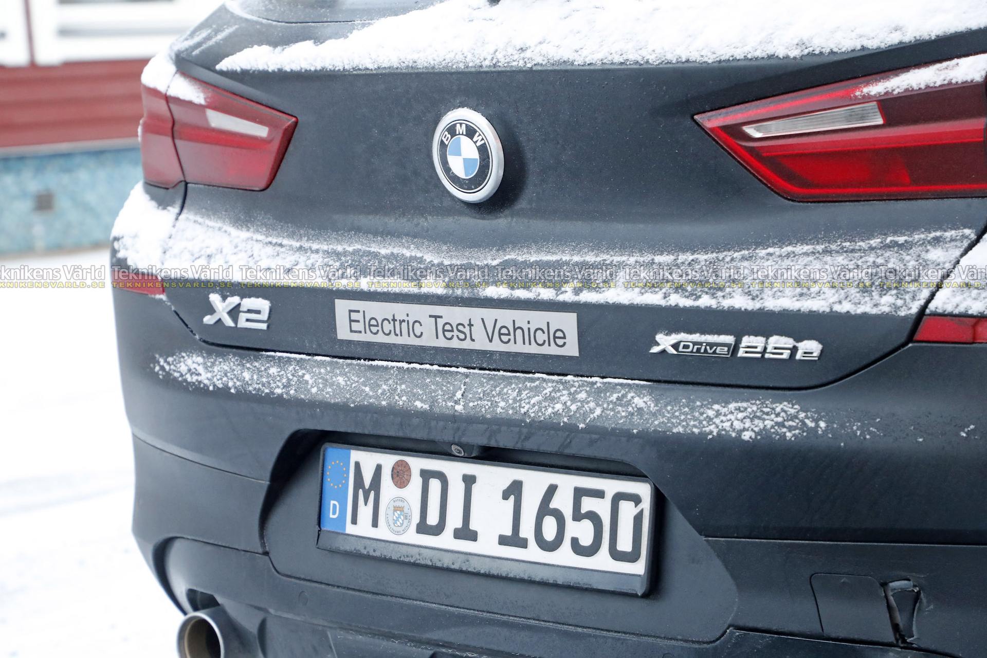 BMW X2 Electric fångad på bild