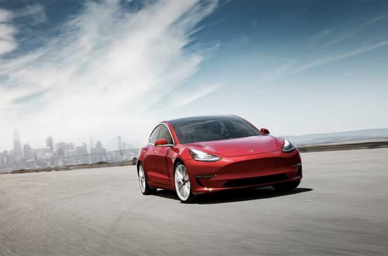 Tesla erbjuder prestandauppdatering för Tesla Model 3