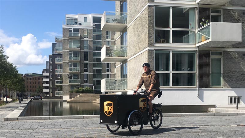 UPS lanserar elcyklar i Stockholm