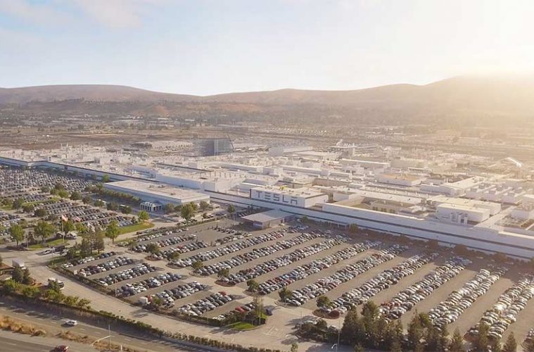 Tesla har börjat lära sig bygga fabriker – tillverkar elbilar i rasande fart