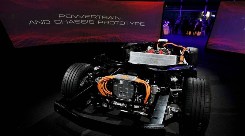 Ferrari: Vår elbil kommer – när batteritekniken är redo