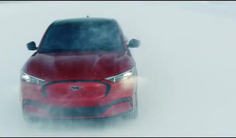 Vinterkörning i fokus för elbilen Ford Mustang Mach-E