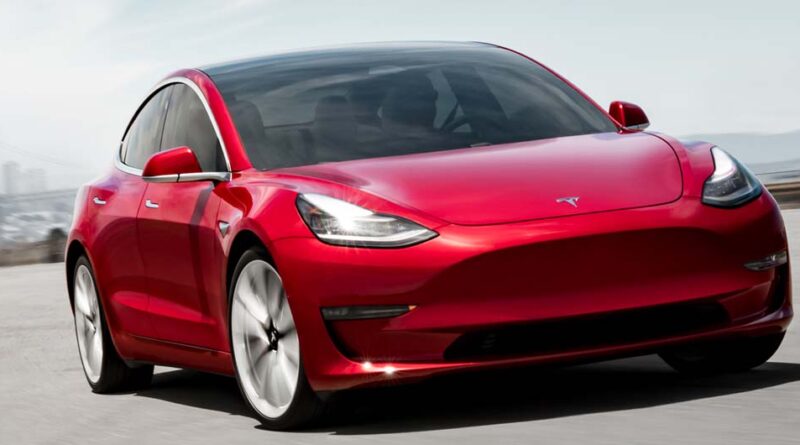 Teslas dolda nyhet: Nu kan Model 3 ladda ”åt båda hållen”