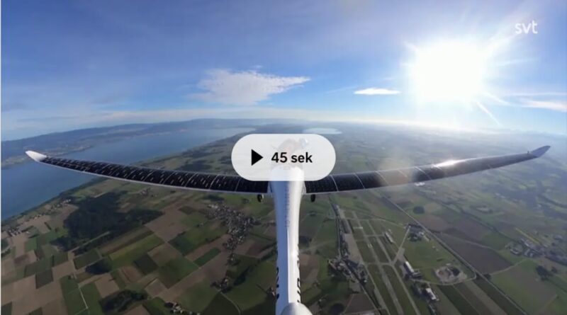 Här görs första fallskärmshoppet från ett soldrivet flygplan