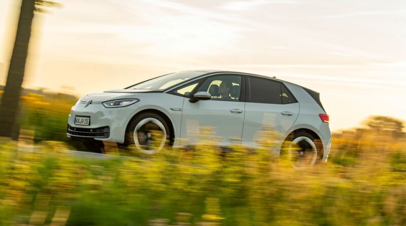 Rivstart för Volkswagens nya elbilar ID.3 och ID.4