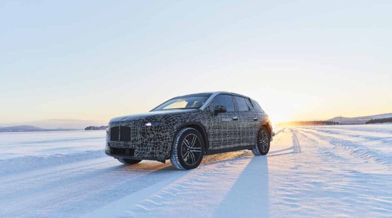 BMW visar upp nya elbilen iNext den 11 november