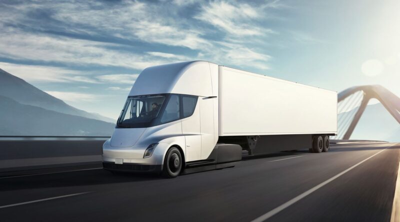 Nordamerikanskt logistikföretag lägger rekordstor beställning på Tesla Semi