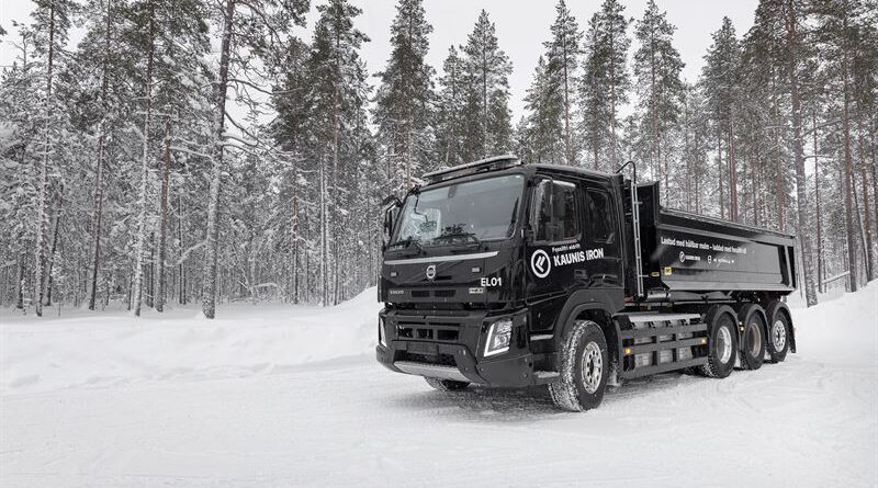 Eldriven tung lastbil utmanar arktiskt klimat