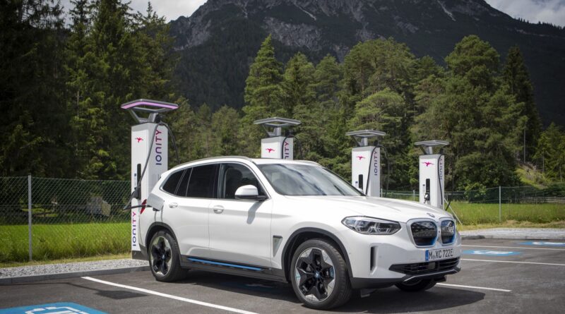 Nu lanseras BMW Charging i Sverige
