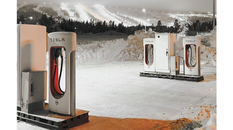 Tesla gör det enklare för skidåkande elbilister: Öppnar en Supercharger i Sälenfjällen