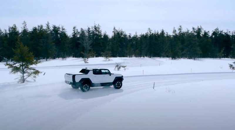 Eldrivna mastodont-pickupen GMC Hummer vintertestas så snön yr