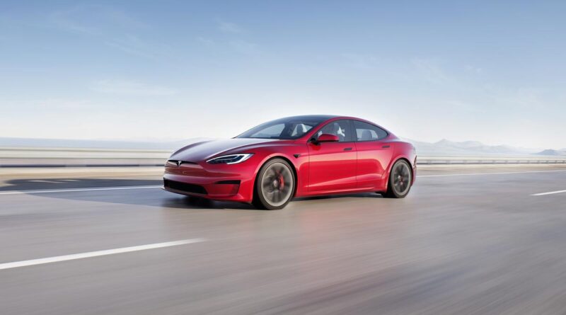 Tesla skjuter på leveranserna av Model S Plaid: ”Behöver en vecka till”