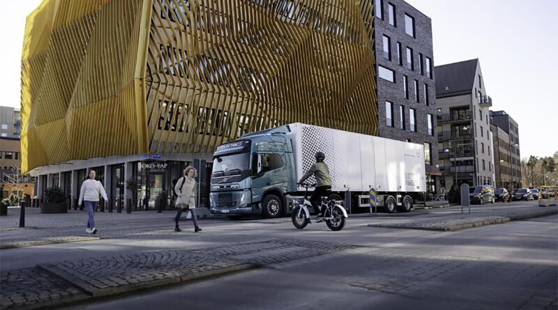 Så ska Volvos eldrivna lastbilar låta i låga hastigheter