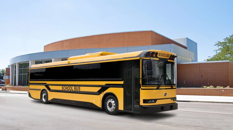 Lanserar skolbussen som även kan agera energilager