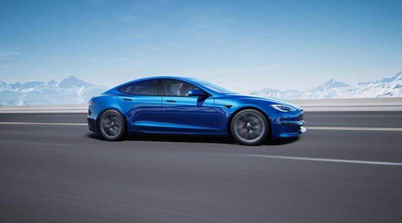 Elon Musk ändrar strategin: ”Det blir ingen Tesla Model S Plaid . Plaid är bra nog”