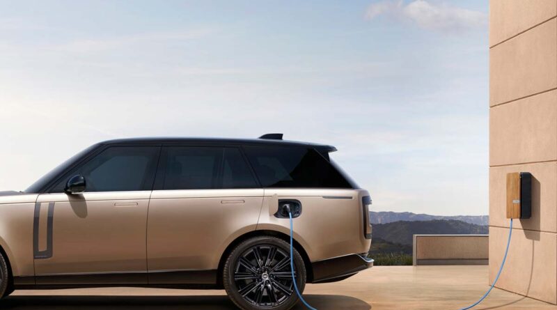 Land Rover lanserar nya Range Rover som elbil 2024