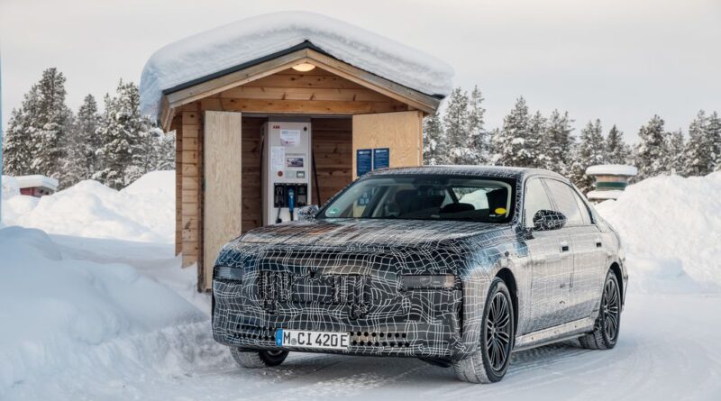 Elektriska BMW i7 vintertestas i Arjeplog