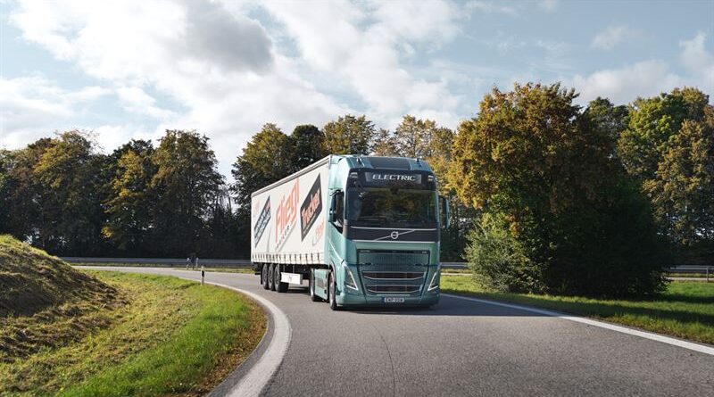 Volvos tunga elektriska lastbil satt på prov i test