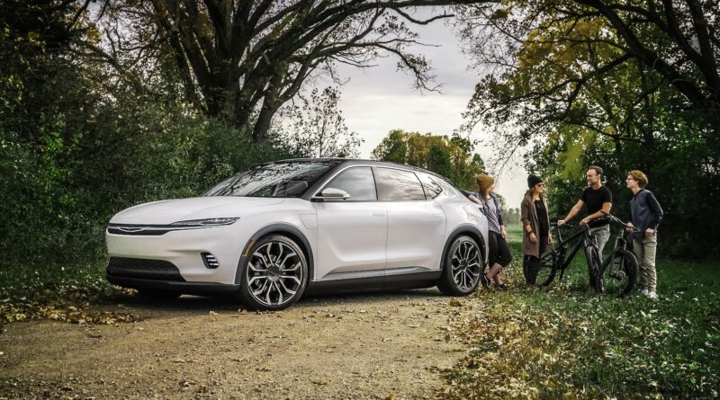 Chrysler visar koncept på sin första elsuv – lanseras 2025