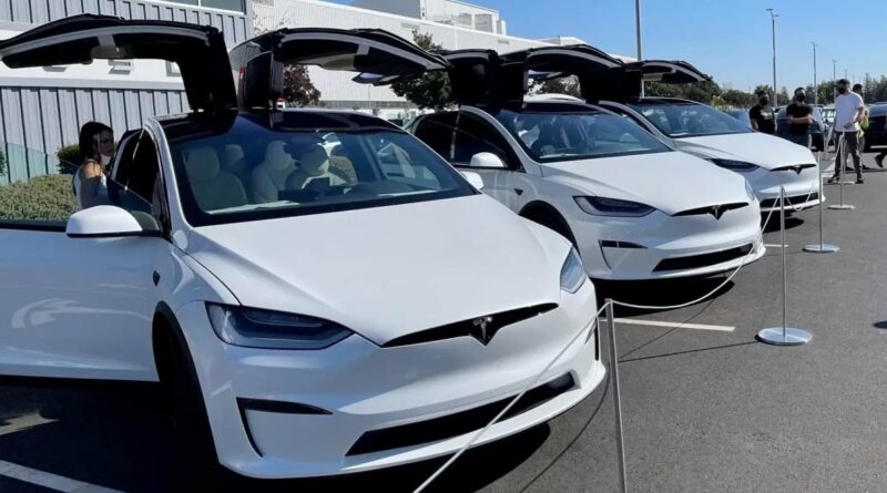 Rekordår för Tesla när 2021 kvartal 4 summeras – nära en miljon bilar