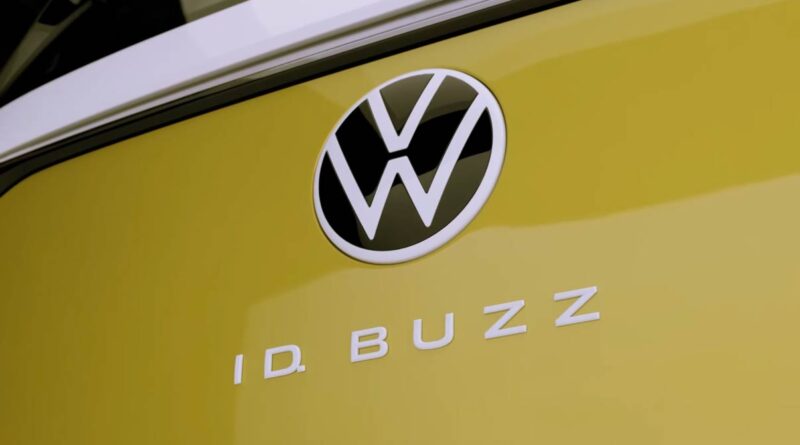 Volkswagen vill värma upp oss inför premiären av ID.Buzz med nya bilder och teaserfilm
