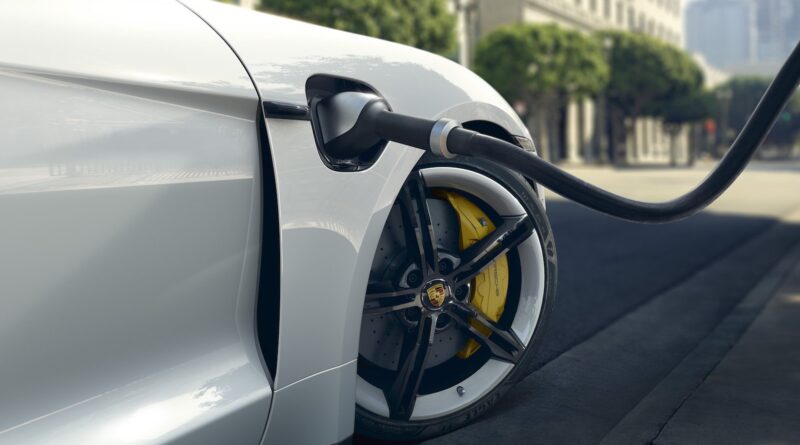 Porsche räknar med kraftig ökning av elbilsförsäljningen