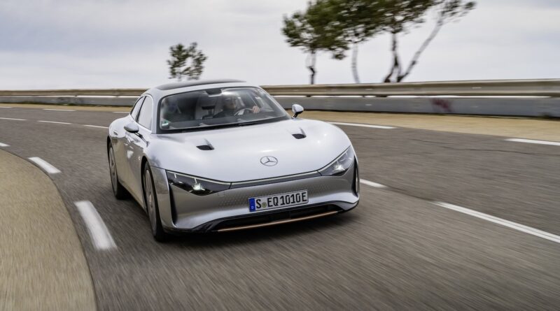 Mercedes kan lansera modell med effektiv teknik från EQXX 2024