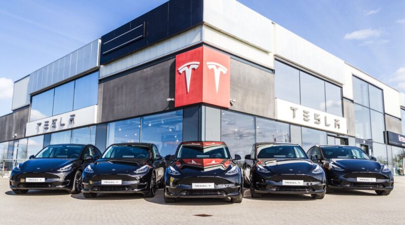 Tyskbyggda Tesla Model Y Performance nu i Sverige
