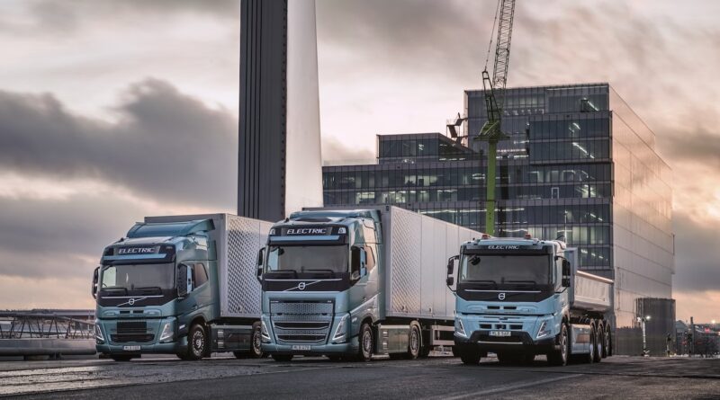 Volvo startar försäljning av tunga eldrivna lastbilar