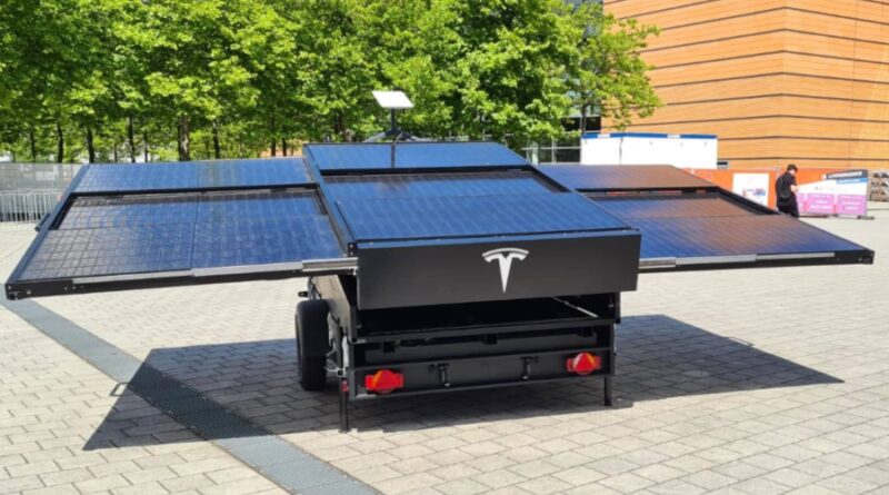 Tesla visar släp med solceller och Starlink-internet