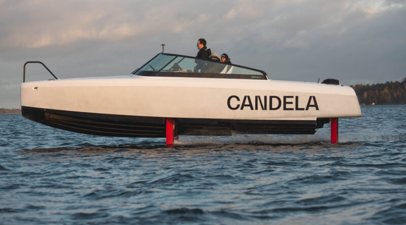 Svenska elbåten Candela C-8 har världspremiär på båtmässan i Helsingfors