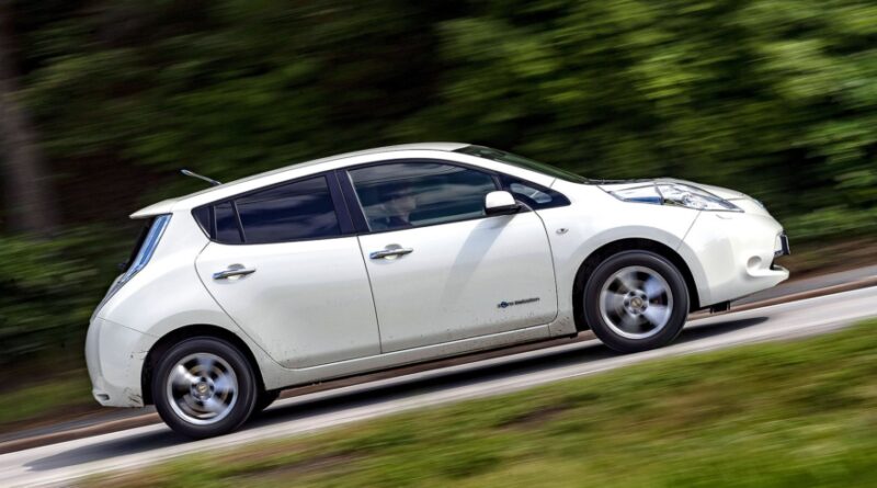 Nissan har nästan inga batterier att återvinna – används ännu i bilar som rullar