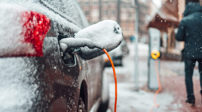 Hur funkar elbil på vintern? Här kommer 10 tips från M Sverige