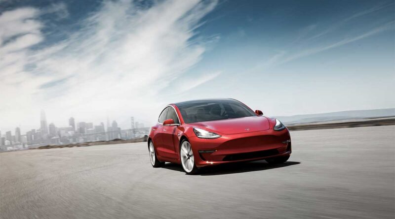 Uppgifter: Tesla arbetar på större uppdatering till Tesla Model 3