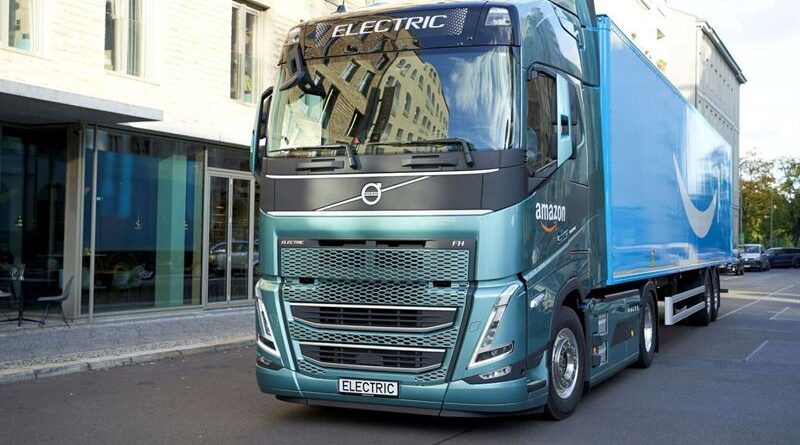 Volvo först i världen att leverera elektriska lastbilar med fossilfritt stål