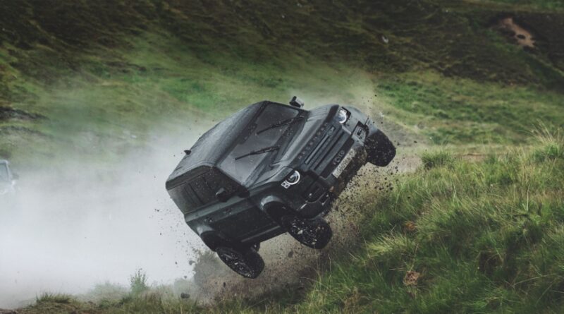 Eldriven Land Rover Defender uppges komma 2026