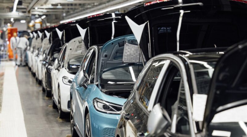 Kraftig ökning av elbilar från VW, Audi, Mercedes och BMW