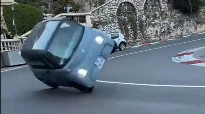 Dramatisk film: Citroëns nya mini-elbil Ami välter i kurvan