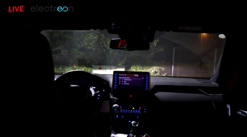 Video: Toyota RAV4 körs på bara el i 100 timmar