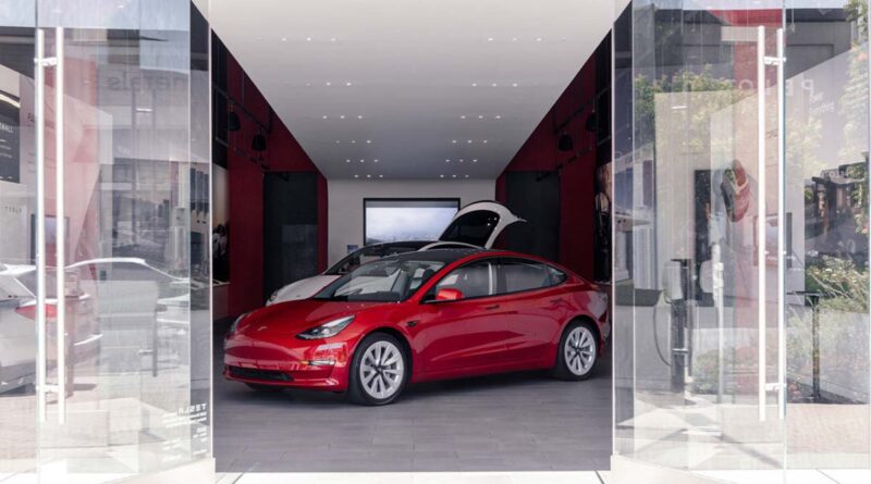 Tesla, Geely och 14 andra biltillverkare i pakt om att sluta priskriga i Kina
