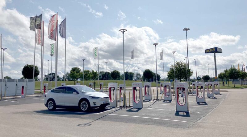 Tesla sänker priserna på snabbladdning – lägsta pris 2,90 kr/kWh