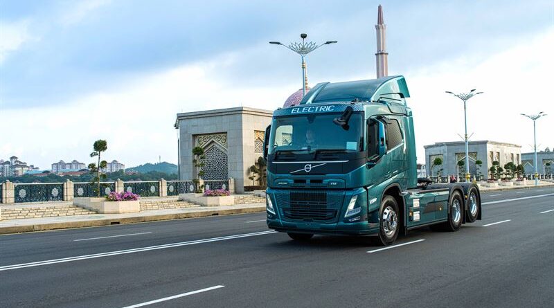 Volvo Lastvagnar börjar sälja elektriska lastbilar i Malaysia