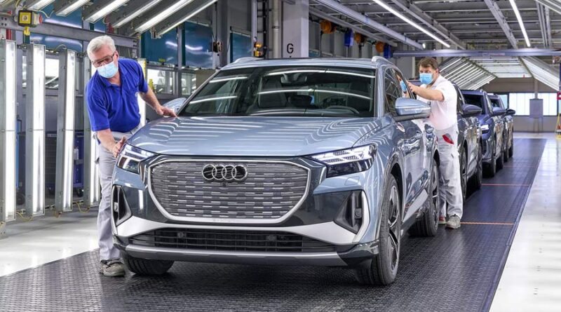 Audi stoppar elbilsfabrik – efterfrågan rasar