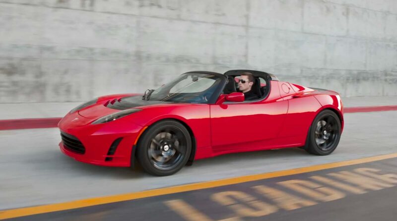 Tesla släpper ritningarna till Tesla Roadster – bygg din egen