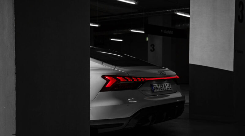 Nya bilder visar nästa generation Audi e-tron GT