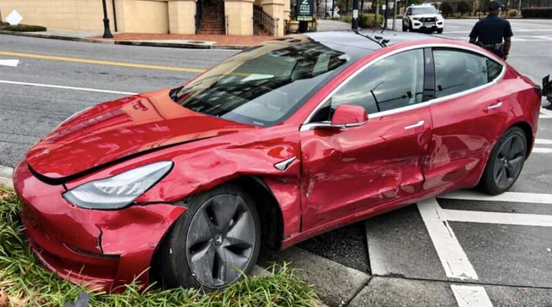 Kritik mot Teslastrejken: ”Privata bilar blir gisslan”