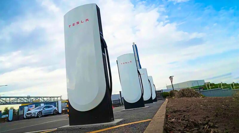 Härnösand kan få Sveriges första Tesla Supercharger V4-laddare